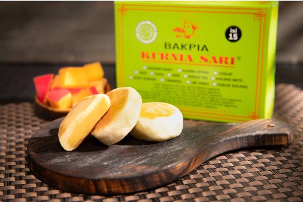 Bakpia Keju Edam